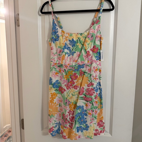 Old Navy Dresses & Skirts - Old Navy Colorful Floral Dress